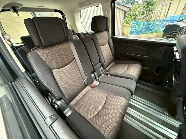 セレナ ハイウェイスターG S-HVアドバンスドセーフティ 禁煙車 両側電動スライドドア 純正SDナビ アラウンドビューモニター リアオートエアコン LEDヘッドライト 衝突軽減システム 車線逸脱警報システム スマートキー オートエアコン ETC(11枚目)