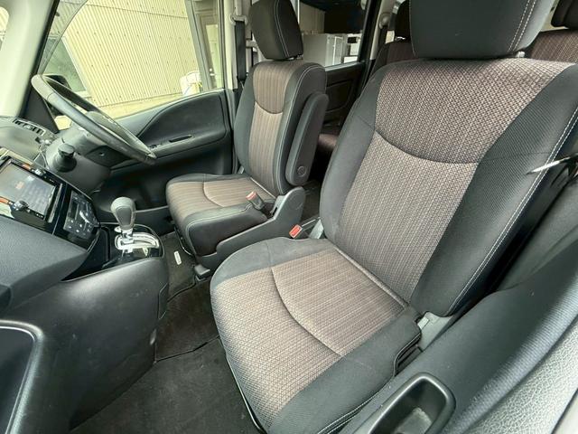 セレナ ハイウェイスターG S-HVアドバンスドセーフティ 禁煙車 両側電動スライドドア 純正SDナビ アラウンドビューモニター リアオートエアコン LEDヘッドライト 衝突軽減システム 車線逸脱警報システム スマートキー オートエアコン ETC(17枚目)