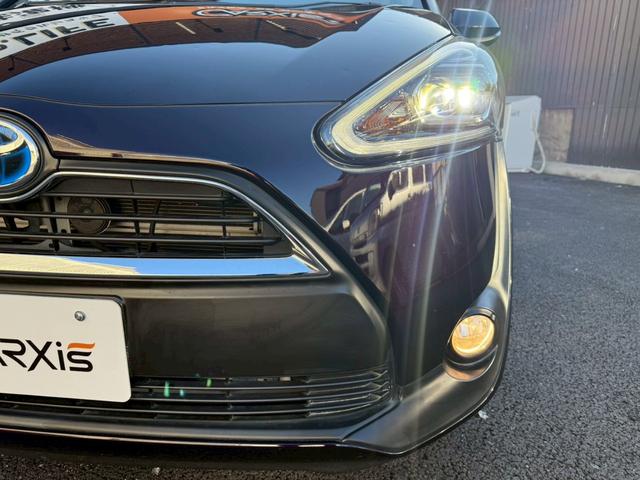 シエンタ ハイブリッドG クエロ 禁煙車 後席モニター 両側電動スライドドア 純正SDナビ バックモニター LEDヘッドライト ETC ドライブレコーダー フルセグ Bluetooth 衝突軽減システム オートハイビーム スマートキー(9枚目)