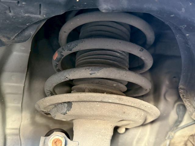 シエンタ ハイブリッドG クエロ 禁煙車 後席モニター 両側電動スライドドア 純正SDナビ バックモニター LEDヘッドライト ETC ドライブレコーダー フルセグ Bluetooth 衝突軽減システム オートハイビーム スマートキー(23枚目)