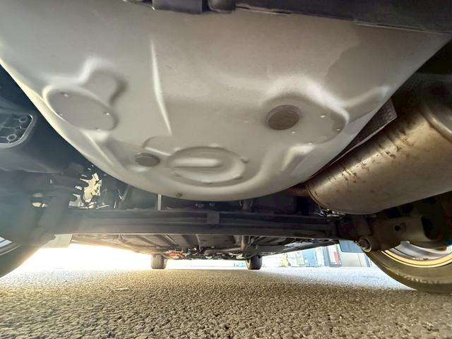 シエンタ ハイブリッドG クエロ 禁煙車 後席モニター 両側電動スライドドア 純正SDナビ バックモニター LEDヘッドライト ETC ドライブレコーダー フルセグ Bluetooth 衝突軽減システム オートハイビーム スマートキー(24枚目)