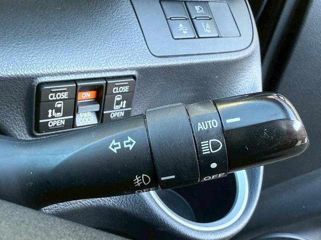 シエンタ ハイブリッドG クエロ 禁煙車 後席モニター 両側電動スライドドア 純正SDナビ バックモニター LEDヘッドライト ETC ドライブレコーダー フルセグ Bluetooth 衝突軽減システム オートハイビーム スマートキー(38枚目)