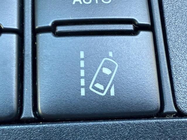 シエンタ ハイブリッドG クエロ 禁煙車 後席モニター 両側電動スライドドア 純正SDナビ バックモニター LEDヘッドライト ETC ドライブレコーダー フルセグ Bluetooth 衝突軽減システム オートハイビーム スマートキー(40枚目)