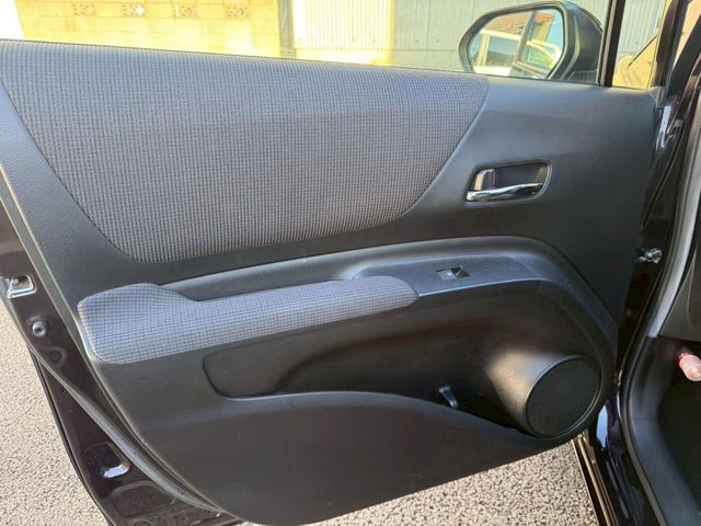 シエンタ ハイブリッドG クエロ 禁煙車 後席モニター 両側電動スライドドア 純正SDナビ バックモニター LEDヘッドライト ETC ドライブレコーダー フルセグ Bluetooth 衝突軽減システム オートハイビーム スマートキー(50枚目)