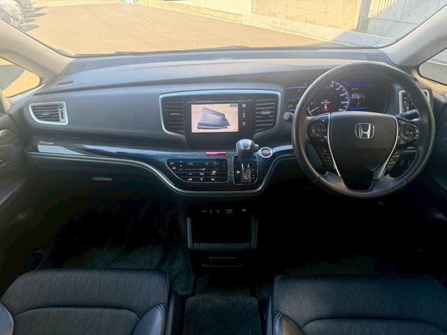 オデッセイハイブリッド ハイブリッドアブソルート・ホンダセンシンアドバンスＰ　禁煙車　後席モニター　純正インターナビ　マルチビューモニター　両側電動スライドドア　ＬＥＤヘッドライト　Ｂｌｕｅｔｏｏｔｈ　フルセグ　ＥＴＣ　前後ドラレコ　スマートパーキングアシスト　パワーシート（2枚目）