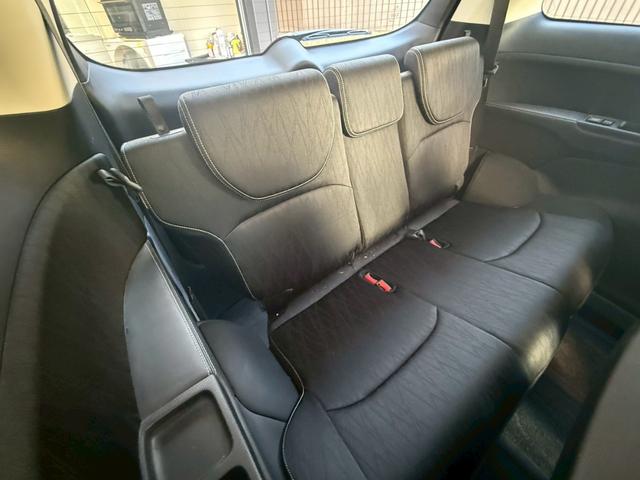 オデッセイハイブリッド ハイブリッドアブソルート・ホンダセンシンアドバンスＰ　禁煙車　後席モニター　純正インターナビ　マルチビューモニター　両側電動スライドドア　ＬＥＤヘッドライト　Ｂｌｕｅｔｏｏｔｈ　フルセグ　ＥＴＣ　前後ドラレコ　スマートパーキングアシスト　パワーシート（16枚目）