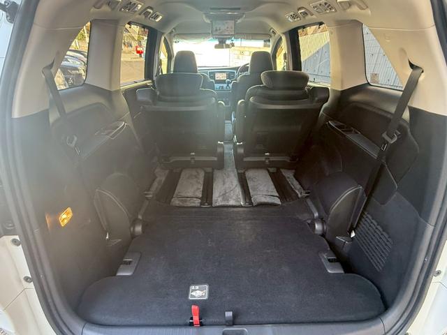 オデッセイハイブリッド ハイブリッドアブソルート・ホンダセンシンアドバンスＰ　禁煙車　後席モニター　純正インターナビ　マルチビューモニター　両側電動スライドドア　ＬＥＤヘッドライト　Ｂｌｕｅｔｏｏｔｈ　フルセグ　ＥＴＣ　前後ドラレコ　スマートパーキングアシスト　パワーシート（18枚目）