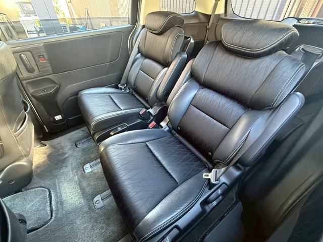 オデッセイハイブリッド ハイブリッドアブソルート・ホンダセンシンアドバンスＰ　禁煙車　後席モニター　純正インターナビ　マルチビューモニター　両側電動スライドドア　ＬＥＤヘッドライト　Ｂｌｕｅｔｏｏｔｈ　フルセグ　ＥＴＣ　前後ドラレコ　スマートパーキングアシスト　パワーシート（20枚目）