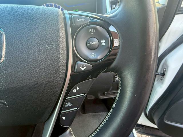 オデッセイハイブリッド ハイブリッドアブソルート・ホンダセンシンアドバンスＰ　禁煙車　後席モニター　純正インターナビ　マルチビューモニター　両側電動スライドドア　ＬＥＤヘッドライト　Ｂｌｕｅｔｏｏｔｈ　フルセグ　ＥＴＣ　前後ドラレコ　スマートパーキングアシスト　パワーシート（38枚目）