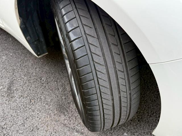 スカイライン ２００ＧＴ－ｔタイプＰ　禁煙車　黒革シート　メーカーナビ　アラウンドビューモニター　ＬＥＤヘッドライト　ドライブレコーダー　ＥＴＣ　フルセグＴＶ　Ｂｌｕｅｔｏｏｔｈ　スマートキー　前席シートヒーター　パワーシート（36枚目）