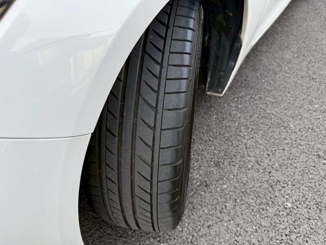 スカイライン ２００ＧＴ－ｔタイプＰ　禁煙車　黒革シート　メーカーナビ　アラウンドビューモニター　ＬＥＤヘッドライト　ドライブレコーダー　ＥＴＣ　フルセグＴＶ　Ｂｌｕｅｔｏｏｔｈ　スマートキー　前席シートヒーター　パワーシート（37枚目）