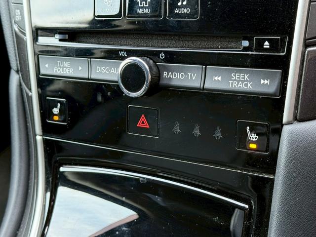 スカイライン ２００ＧＴ－ｔタイプＰ　禁煙車　黒革シート　メーカーナビ　アラウンドビューモニター　ＬＥＤヘッドライト　ドライブレコーダー　ＥＴＣ　フルセグＴＶ　Ｂｌｕｅｔｏｏｔｈ　スマートキー　前席シートヒーター　パワーシート（46枚目）