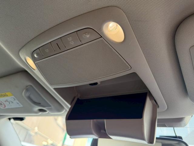 スカイライン ２００ＧＴ－ｔタイプＰ　禁煙車　黒革シート　メーカーナビ　アラウンドビューモニター　ＬＥＤヘッドライト　ドライブレコーダー　ＥＴＣ　フルセグＴＶ　Ｂｌｕｅｔｏｏｔｈ　スマートキー　前席シートヒーター　パワーシート（51枚目）