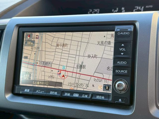 ステップワゴンスパーダ Ｚ　インターナビセレクション　禁煙車　後席モニター　両側電動スライドドア　純正ＨＤＤナビ　ＨＩＤヘッドライト　純正１７インチアルミホイール　ビルトインＥＴＣ　クルーズコントロール　スマートキー　ステアリングスイッチ（5枚目）