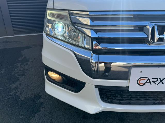 ステップワゴンスパーダ Ｚ　インターナビセレクション　禁煙車　後席モニター　両側電動スライドドア　純正ＨＤＤナビ　ＨＩＤヘッドライト　純正１７インチアルミホイール　ビルトインＥＴＣ　クルーズコントロール　スマートキー　ステアリングスイッチ（8枚目）