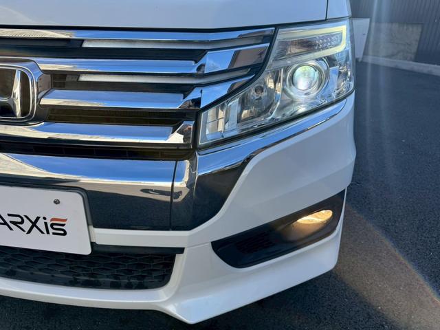 ステップワゴンスパーダ Ｚ　インターナビセレクション　禁煙車　後席モニター　両側電動スライドドア　純正ＨＤＤナビ　ＨＩＤヘッドライト　純正１７インチアルミホイール　ビルトインＥＴＣ　クルーズコントロール　スマートキー　ステアリングスイッチ（9枚目）