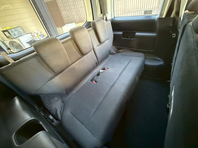 ステップワゴンスパーダ Ｚ　インターナビセレクション　禁煙車　後席モニター　両側電動スライドドア　純正ＨＤＤナビ　ＨＩＤヘッドライト　純正１７インチアルミホイール　ビルトインＥＴＣ　クルーズコントロール　スマートキー　ステアリングスイッチ（15枚目）