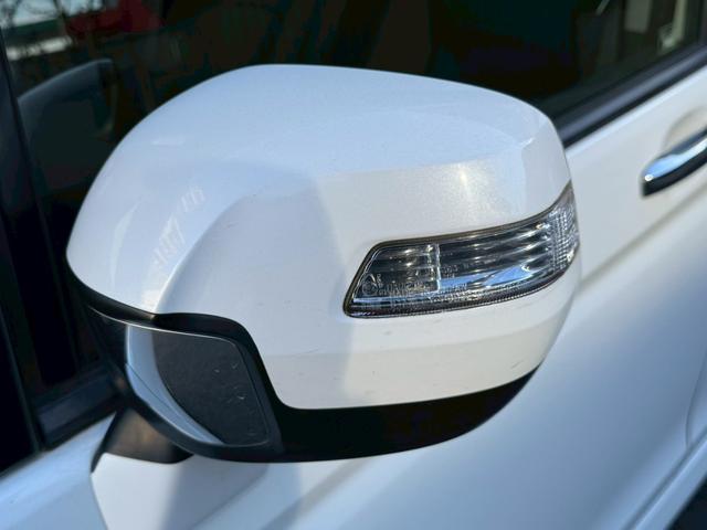 ステップワゴンスパーダ Ｚ　インターナビセレクション　禁煙車　後席モニター　両側電動スライドドア　純正ＨＤＤナビ　ＨＩＤヘッドライト　純正１７インチアルミホイール　ビルトインＥＴＣ　クルーズコントロール　スマートキー　ステアリングスイッチ（55枚目）