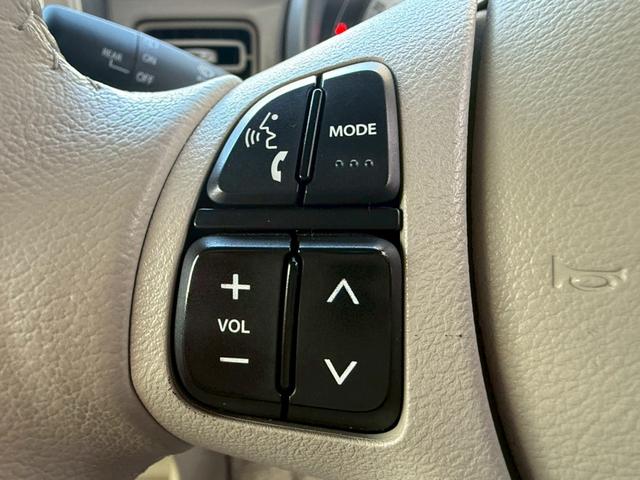 アルトラパン X 禁煙車 全方位モニター付メーカーナビ ビルトインETC ドライブレコーダー フルセグ Bluetooth HIDヘッドライト ツートンカラー 衝突軽減 純正アルミホイール スマートキー シートヒーター(32枚目)