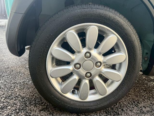 アルトラパン X 禁煙車 全方位モニター付メーカーナビ ビルトインETC ドライブレコーダー フルセグ Bluetooth HIDヘッドライト ツートンカラー 衝突軽減 純正アルミホイール スマートキー シートヒーター(60枚目)