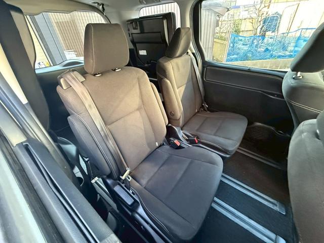 エスクァイア Xi 禁煙車 後席モニター 両側電動スライドドア 純正SDナビ LEDヘッドライト フルセグTV Bluetooth バックモニター スマートキー プッシュスタート ETC ドライブレコーダー フォグ(13枚目)