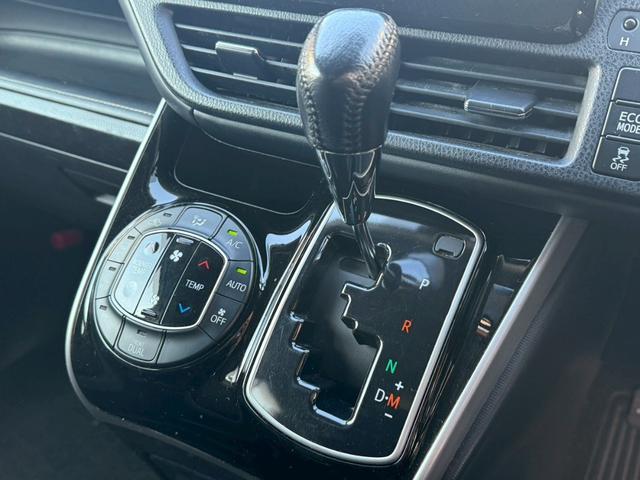 エスクァイア Xi 禁煙車 後席モニター 両側電動スライドドア 純正SDナビ LEDヘッドライト フルセグTV Bluetooth バックモニター スマートキー プッシュスタート ETC ドライブレコーダー フォグ(37枚目)