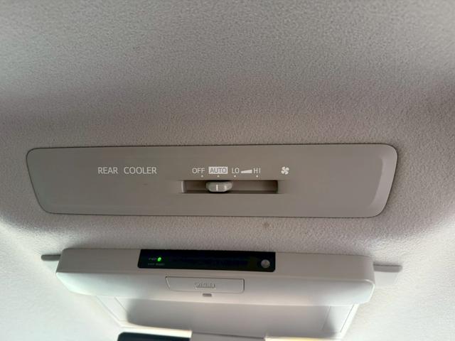 エスクァイア Xi 禁煙車 後席モニター 両側電動スライドドア 純正SDナビ LEDヘッドライト フルセグTV Bluetooth バックモニター スマートキー プッシュスタート ETC ドライブレコーダー フォグ(38枚目)