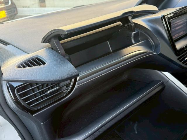 エスクァイア Xi 禁煙車 後席モニター 両側電動スライドドア 純正SDナビ LEDヘッドライト フルセグTV Bluetooth バックモニター スマートキー プッシュスタート ETC ドライブレコーダー フォグ(51枚目)