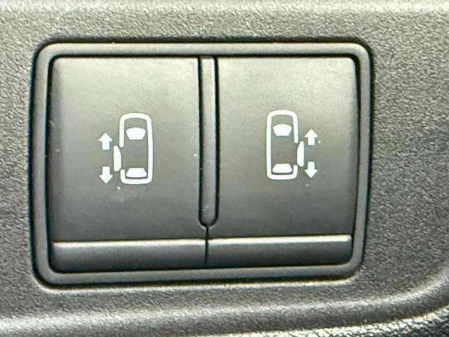 セレナ ハイウェイスター　禁煙車　両側電動スライドドア　純正ＳＤナビ　アラウンドビューモニター　プロパイロット　フルセグ　Ｂｌｕｅｔｏｏｔｈ　スマートミラー　ＥＴＣ　衝突軽減　スマートキー　セーフティパックＢ　電子パーキング（3枚目）