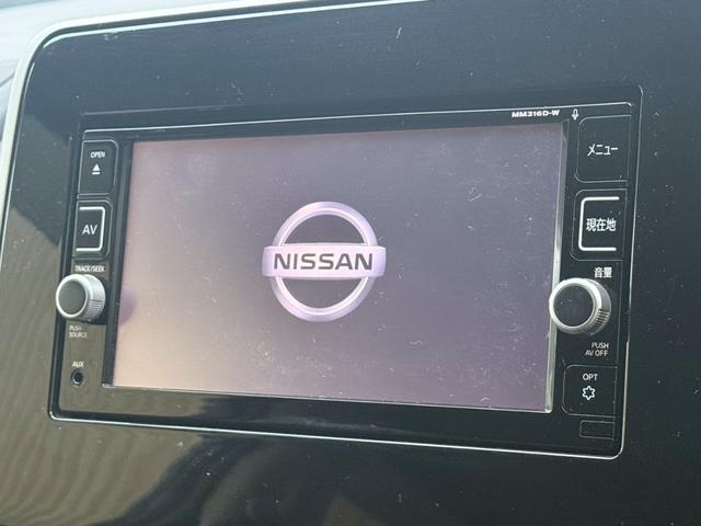 セレナ ハイウェイスター　禁煙車　両側電動スライドドア　純正ＳＤナビ　アラウンドビューモニター　プロパイロット　フルセグ　Ｂｌｕｅｔｏｏｔｈ　スマートミラー　ＥＴＣ　衝突軽減　スマートキー　セーフティパックＢ　電子パーキング（4枚目）