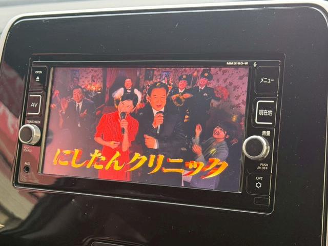 セレナ ハイウェイスター　禁煙車　両側電動スライドドア　純正ＳＤナビ　アラウンドビューモニター　プロパイロット　フルセグ　Ｂｌｕｅｔｏｏｔｈ　スマートミラー　ＥＴＣ　衝突軽減　スマートキー　セーフティパックＢ　電子パーキング（6枚目）