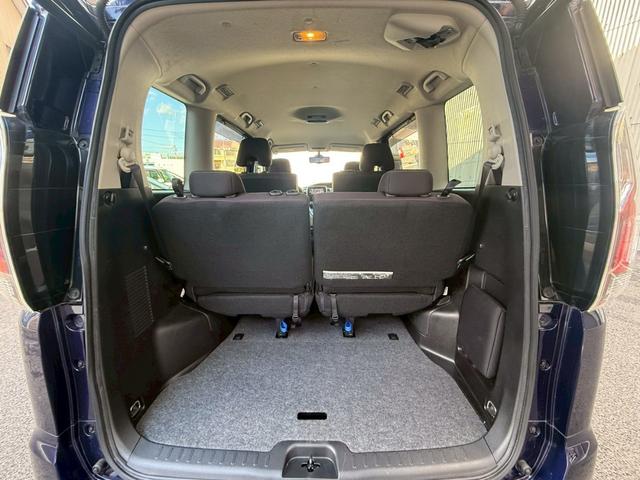 セレナ ハイウェイスター　禁煙車　両側電動スライドドア　純正ＳＤナビ　アラウンドビューモニター　プロパイロット　フルセグ　Ｂｌｕｅｔｏｏｔｈ　スマートミラー　ＥＴＣ　衝突軽減　スマートキー　セーフティパックＢ　電子パーキング（15枚目）