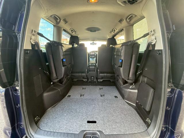 セレナ ハイウェイスター　禁煙車　両側電動スライドドア　純正ＳＤナビ　アラウンドビューモニター　プロパイロット　フルセグ　Ｂｌｕｅｔｏｏｔｈ　スマートミラー　ＥＴＣ　衝突軽減　スマートキー　セーフティパックＢ　電子パーキング（16枚目）