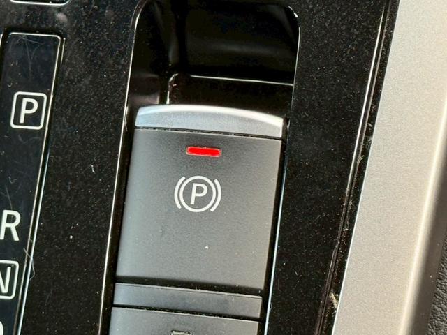 セレナ ハイウェイスター　禁煙車　両側電動スライドドア　純正ＳＤナビ　アラウンドビューモニター　プロパイロット　フルセグ　Ｂｌｕｅｔｏｏｔｈ　スマートミラー　ＥＴＣ　衝突軽減　スマートキー　セーフティパックＢ　電子パーキング（33枚目）