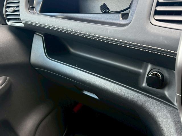 セレナ ハイウェイスター　禁煙車　両側電動スライドドア　純正ＳＤナビ　アラウンドビューモニター　プロパイロット　フルセグ　Ｂｌｕｅｔｏｏｔｈ　スマートミラー　ＥＴＣ　衝突軽減　スマートキー　セーフティパックＢ　電子パーキング（45枚目）