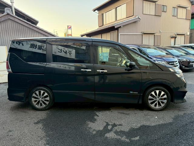 セレナ ハイウェイスター　禁煙車　後席モニター　電動スライドドア　純正９型ナビ　アラウンドビューモニター　ＥＴＣ　Ｂｌｕｅｔｏｏｔｈ　フルセグ　衝突軽減システム　リアオートエアコン　クルーズコントロール　スマートキー（26枚目）
