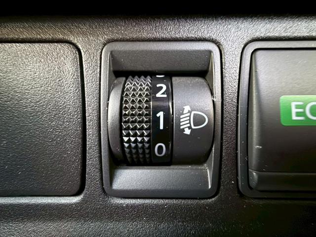 セレナ ハイウェイスター　禁煙車　後席モニター　電動スライドドア　純正９型ナビ　アラウンドビューモニター　ＥＴＣ　Ｂｌｕｅｔｏｏｔｈ　フルセグ　衝突軽減システム　リアオートエアコン　クルーズコントロール　スマートキー（42枚目）