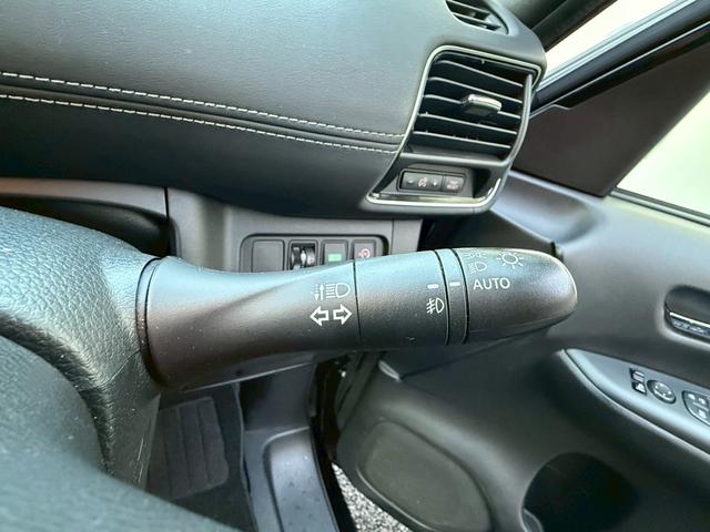 セレナ ハイウェイスター　禁煙車　後席モニター　電動スライドドア　純正９型ナビ　アラウンドビューモニター　ＥＴＣ　Ｂｌｕｅｔｏｏｔｈ　フルセグ　衝突軽減システム　リアオートエアコン　クルーズコントロール　スマートキー（45枚目）