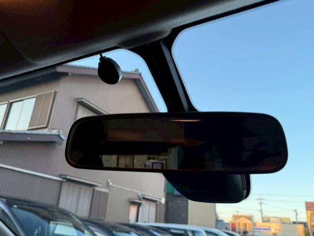 セレナ ハイウェイスター　禁煙車　後席モニター　電動スライドドア　純正９型ナビ　アラウンドビューモニター　ＥＴＣ　Ｂｌｕｅｔｏｏｔｈ　フルセグ　衝突軽減システム　リアオートエアコン　クルーズコントロール　スマートキー（55枚目）