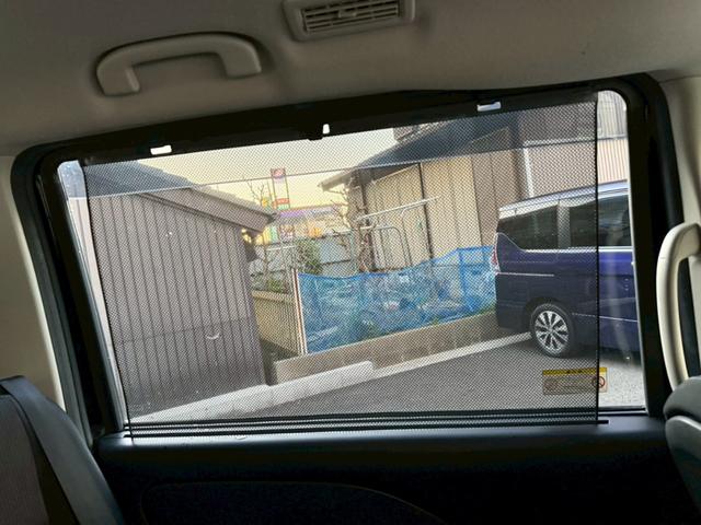 セレナ ハイウェイスター　禁煙車　後席モニター　電動スライドドア　純正９型ナビ　アラウンドビューモニター　ＥＴＣ　Ｂｌｕｅｔｏｏｔｈ　フルセグ　衝突軽減システム　リアオートエアコン　クルーズコントロール　スマートキー（60枚目）