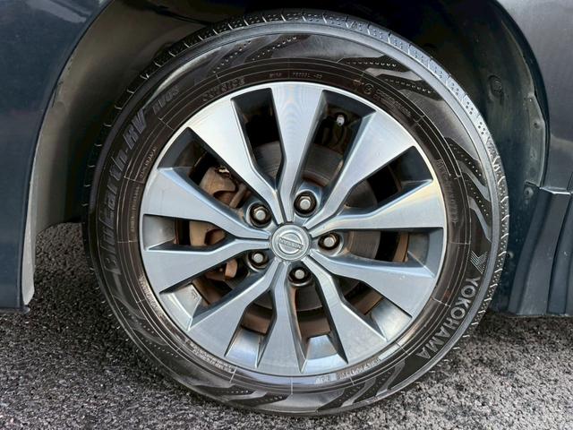 セレナ ハイウェイスター　禁煙車　後席モニター　電動スライドドア　純正９型ナビ　アラウンドビューモニター　ＥＴＣ　Ｂｌｕｅｔｏｏｔｈ　フルセグ　衝突軽減システム　リアオートエアコン　クルーズコントロール　スマートキー（67枚目）