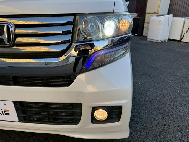N-BOXカスタム G・ターボパッケージ 禁煙車 両側電動スライドドア フルセグ Bluetooth ETC HIDヘッドライト パドルシフト フォグ スマートキー プッシュスタート オートエアコン オートライト チップアップシート(8枚目)