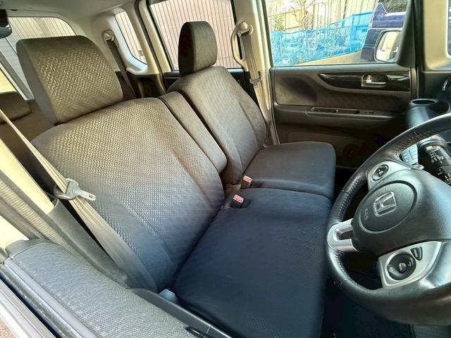 N-BOXカスタム G・ターボパッケージ 禁煙車 両側電動スライドドア フルセグ Bluetooth ETC HIDヘッドライト パドルシフト フォグ スマートキー プッシュスタート オートエアコン オートライト チップアップシート(11枚目)