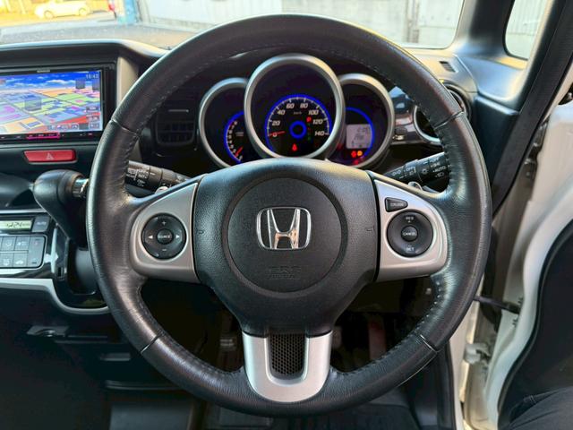 N-BOXカスタム G・ターボパッケージ 禁煙車 両側電動スライドドア フルセグ Bluetooth ETC HIDヘッドライト パドルシフト フォグ スマートキー プッシュスタート オートエアコン オートライト チップアップシート(28枚目)