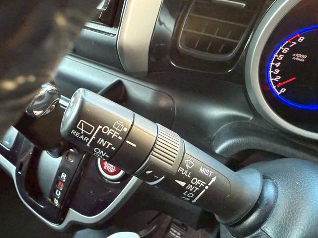 N-BOXカスタム G・ターボパッケージ 禁煙車 両側電動スライドドア フルセグ Bluetooth ETC HIDヘッドライト パドルシフト フォグ スマートキー プッシュスタート オートエアコン オートライト チップアップシート(35枚目)