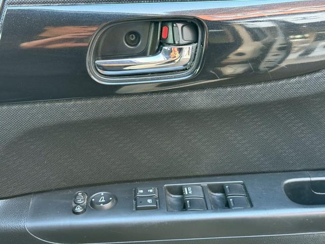 N-BOXカスタム G・ターボパッケージ 禁煙車 両側電動スライドドア フルセグ Bluetooth ETC HIDヘッドライト パドルシフト フォグ スマートキー プッシュスタート オートエアコン オートライト チップアップシート(42枚目)