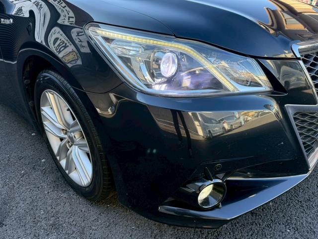 クラウンハイブリッド アスリートＳ　禁煙車　黒革シート　レーダークルーズ　シートベンチレーション　クリアランスソナー　パワーシート　純正ＨＤＤナビ　Ｂｌｕｅｔｏｏｔｈ　バックモニター　ＥＴＣ　ＨＩＤヘッドライト　左右独立オートエアコン（30枚目）