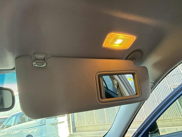 クラウンハイブリッド アスリートＳ　禁煙車　黒革シート　レーダークルーズ　シートベンチレーション　クリアランスソナー　パワーシート　純正ＨＤＤナビ　Ｂｌｕｅｔｏｏｔｈ　バックモニター　ＥＴＣ　ＨＩＤヘッドライト　左右独立オートエアコン（50枚目）