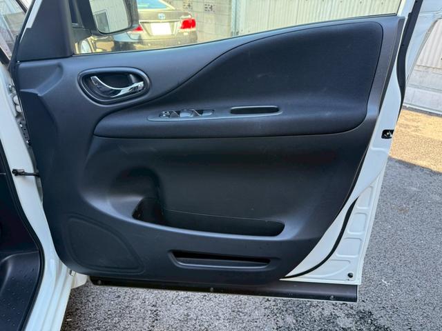 セレナ ハイウェイスター　Ｖセレ＋セーフティＩＩ　ＳＨＶ　禁煙車　純正８型ナビ　両側電動スライドドア　アラウンドビューモニター　ＬＥＤヘッドライト　リアオートエアコン　ＥＴＣ　スマートキー　衝突軽減システム　フルセグ　Ｂｌｕｅｔｏｏｔｈ（56枚目）