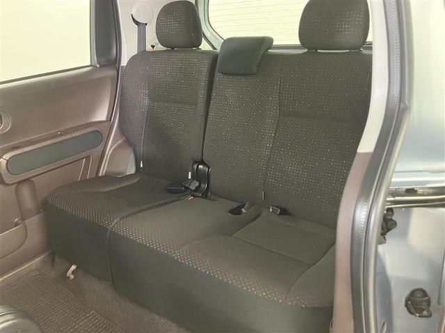 スペイド Ｆ　スマキー　左側電動スライドドア　横滑り防止　Ｂカメ　フルセグ　ワンオナ　キーレスエントリー　Ｗエアバッグ　ウォークスルー　ＥＴＣ　ＤＶＤ　ナビＴＶ　ＡＡＣ　アルミホイール　ＡＢＳ　パワステ　エアバック（19枚目）
